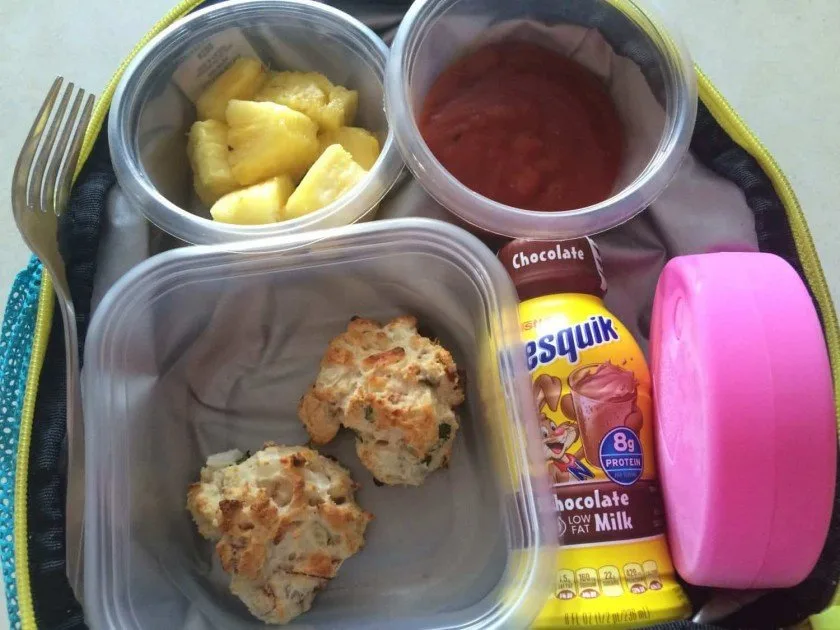School lunch recipe: pizza biscuits in the lunch box