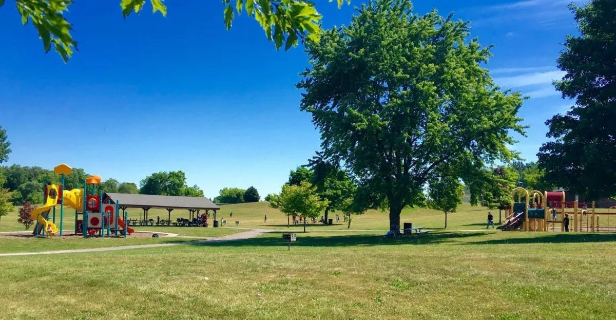 Montibeller Park Playground Profile