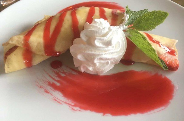 rel•ish Ann Arbor - Strawberry Crepes
