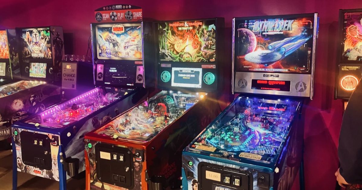 Pinball machines at Pinball Pete's - Mandalorian, Star Wars: Fall of the Empire, Dungeons & Dragons The Tyrant's Eye, and Star Trek 