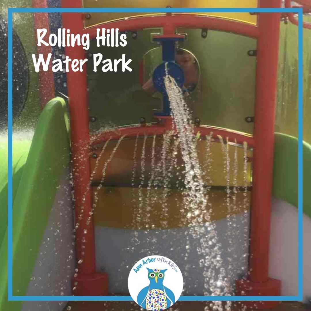 Rolling Hills Water Park - spray jet from playground at Rolling Hills