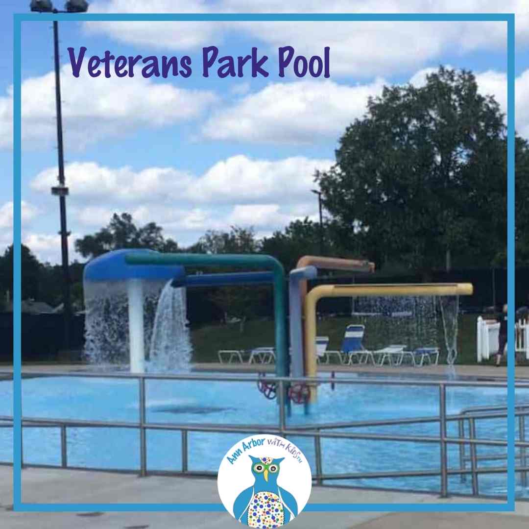 Veterans Park Pool - Tot Area with overhead sprayers in a shallow zero entry section.